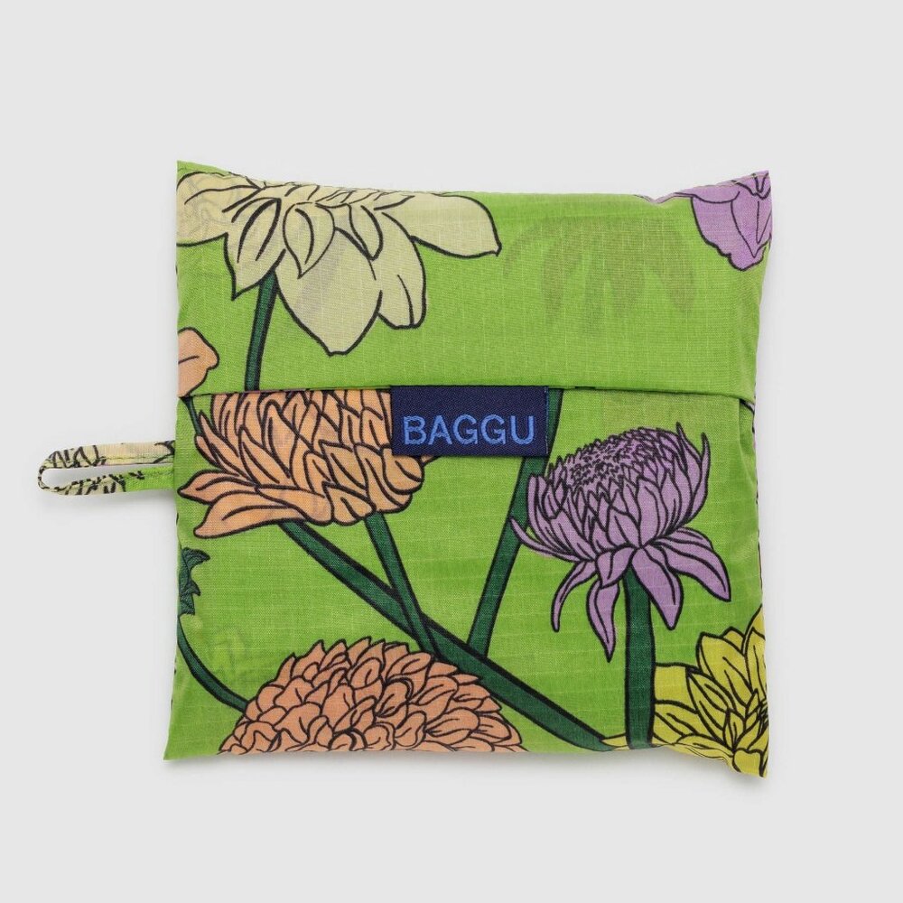 NWT Big Baggu - Dahlia